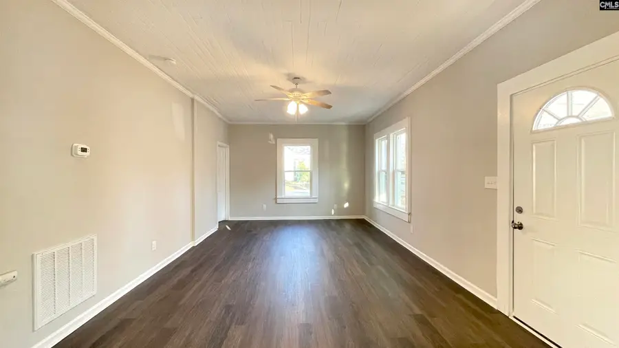 402 W Liberty Street, Winnsboro, SC 29180 - Image #2
