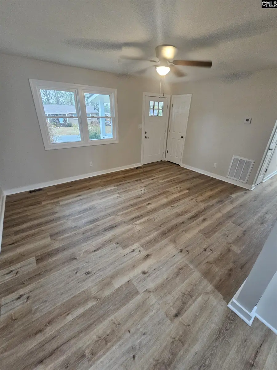906 Mamie Street, Newberry, SC 29108 - Image #2