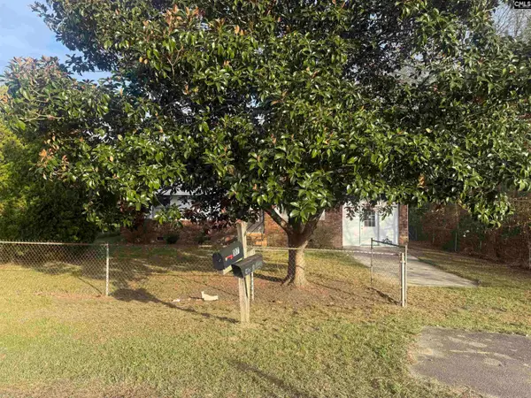 107 Ault Road, Hopkins, SC 29061