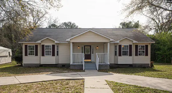 1156 Middle Dr, Pinewood, SC 29125