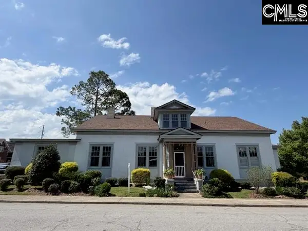 909 College Street, Newberry, SC 29108