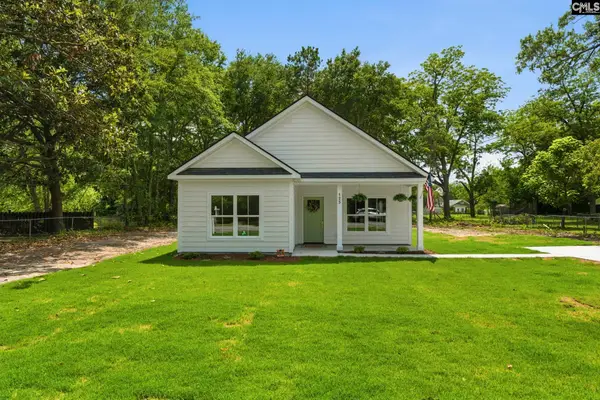 125 S East Avenue, Leesville, SC 29070