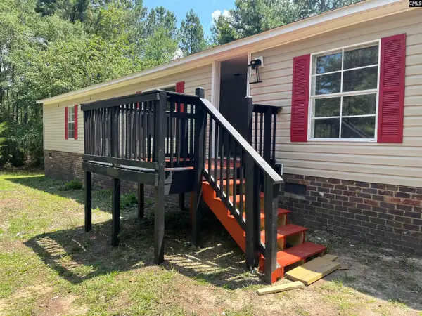 2091 W E Jeffcoat Rd, Pelion, SC 29123