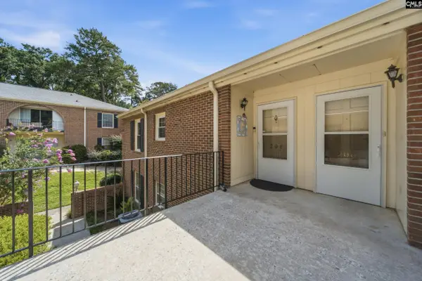 5516 Lakeshore Drive #208, Columbia, SC 29206