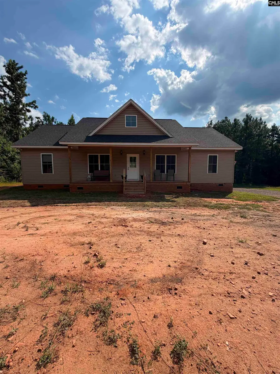 8377 Macedonia Church Rd, Prosperity, SC 29127 - #2