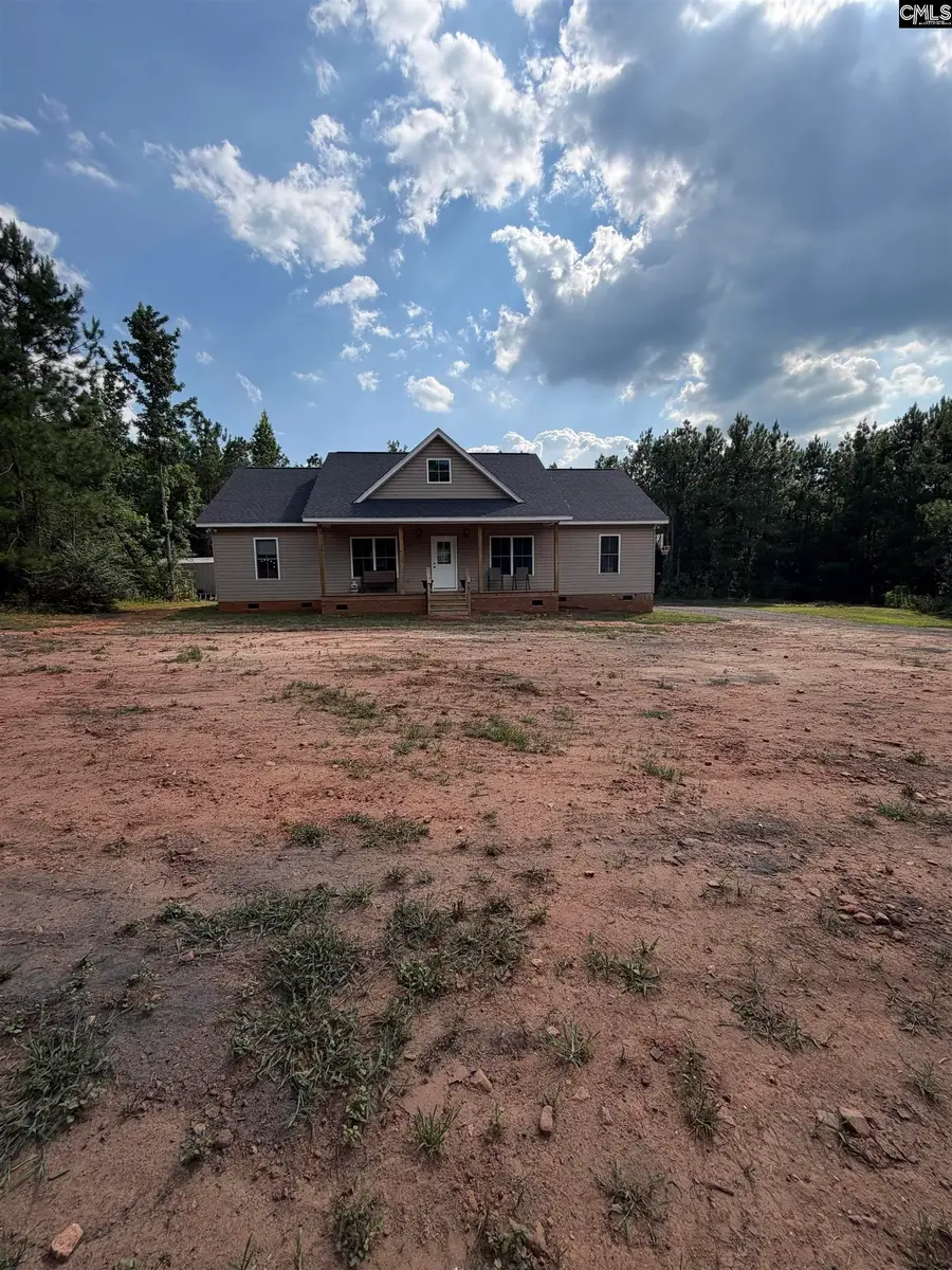 8377 Macedonia Church Rd, Prosperity, SC 29127 - #3