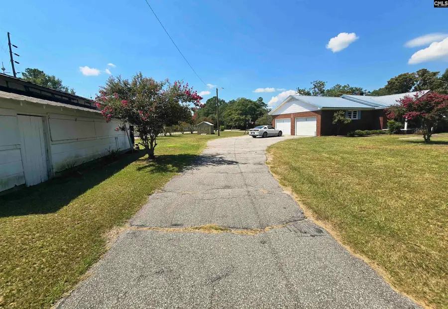 155 S East Ave, Leesville, SC 29070 - #3
