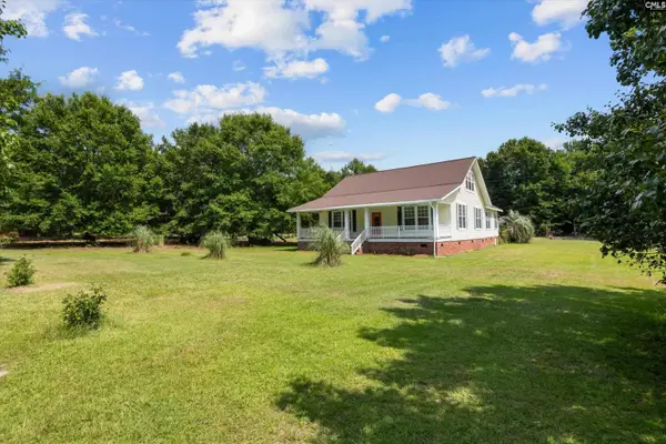 1366 Old Golf Course Road, Batesburg, SC 29006