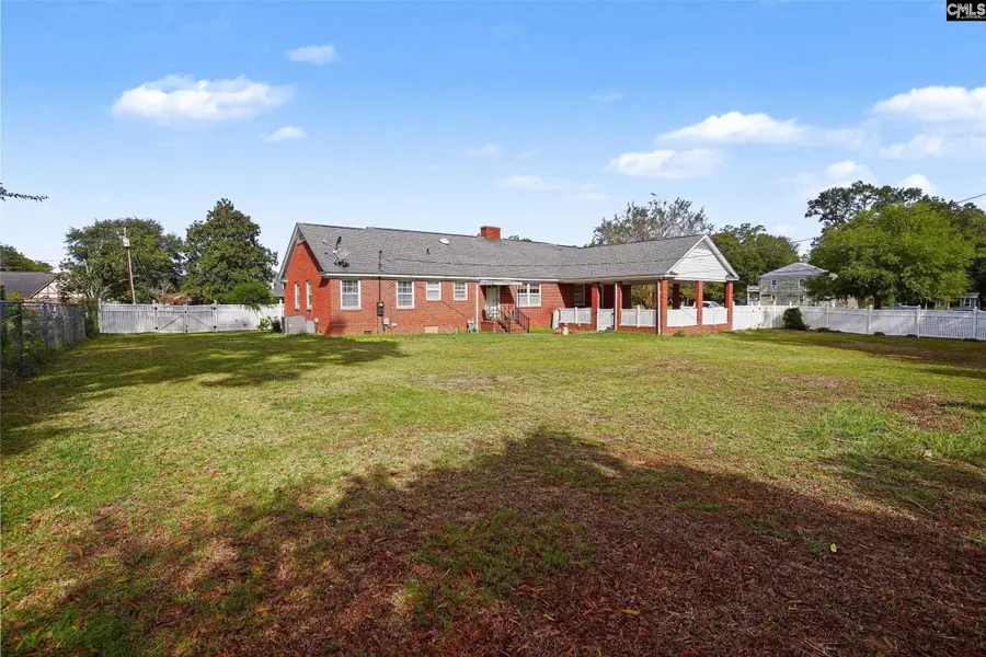 203 S Farr Avenue, Andrews, SC 29510 - #2