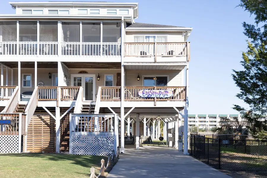 3611 Yacht Club Road #B, Edisto Island, SC 29438 - Image #2