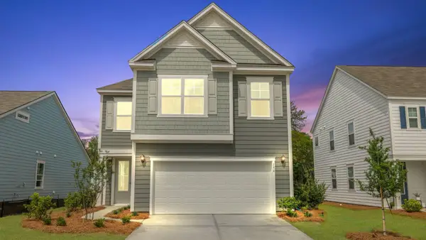 194 E Pinckney Street, Summerville, SC 29485