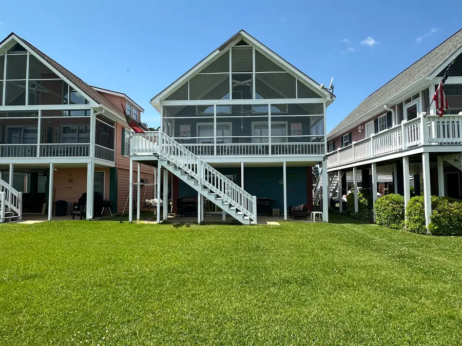 1049 Island Court, Summerton, SC 29148 - Image #2