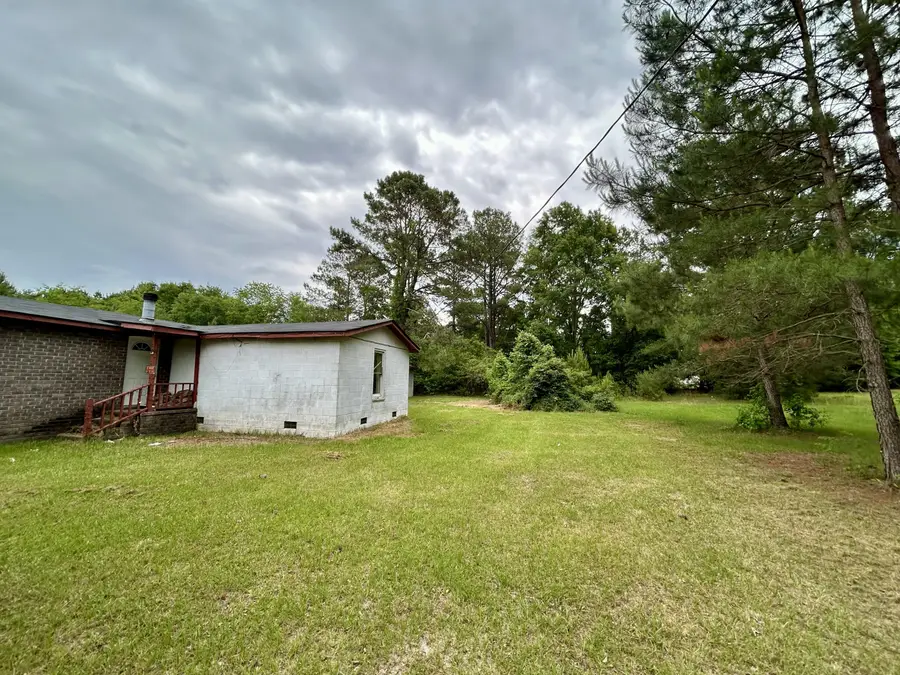 137 Gillens Road, Eutawville, SC 29048 - Image #3