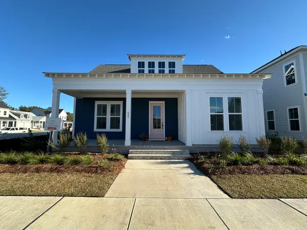 827 Gentle Breeze Drive, Summerville, SC 29486