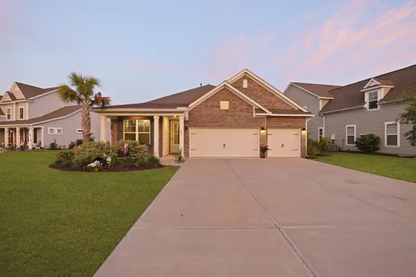 627 Chigwell Springs Lane, Summerville, SC 29486