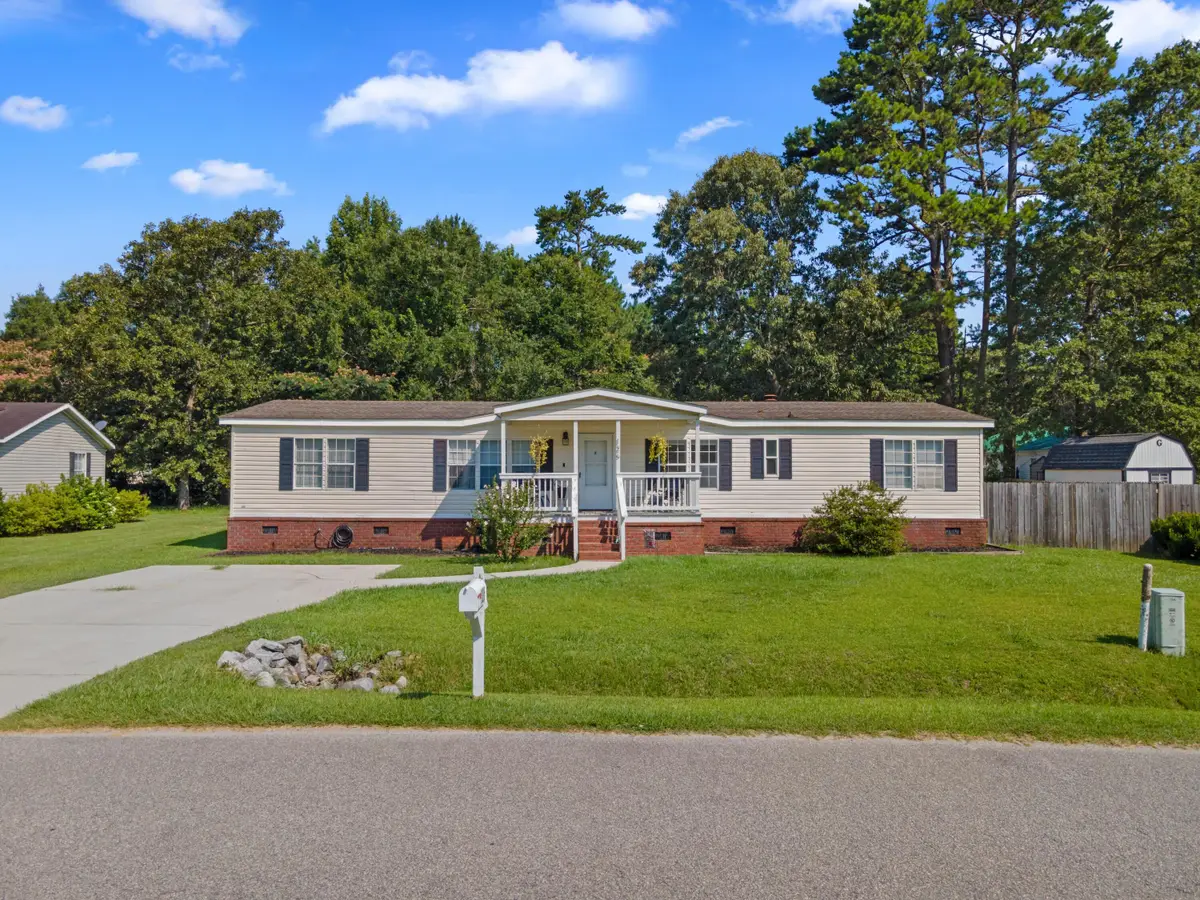 126 Fall Creek Boulevard, Summerville, SC 29483 - Image #1