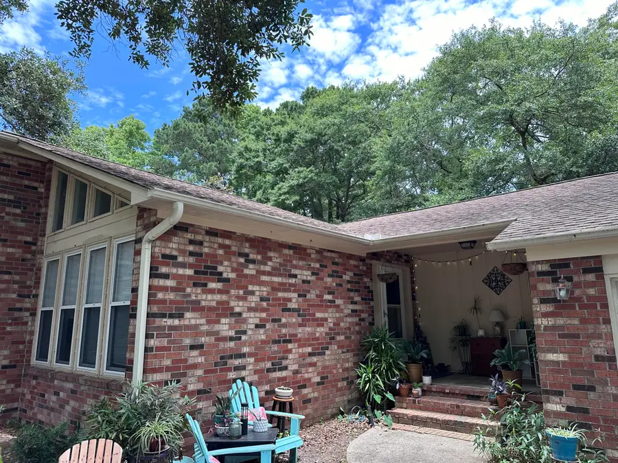 1056 Yorktown Drive, Charleston, SC 29412 - Image #2