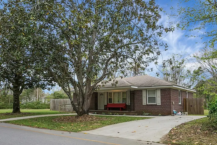 116 Magnolia Street, Bonneau, SC 29431 - Image #2