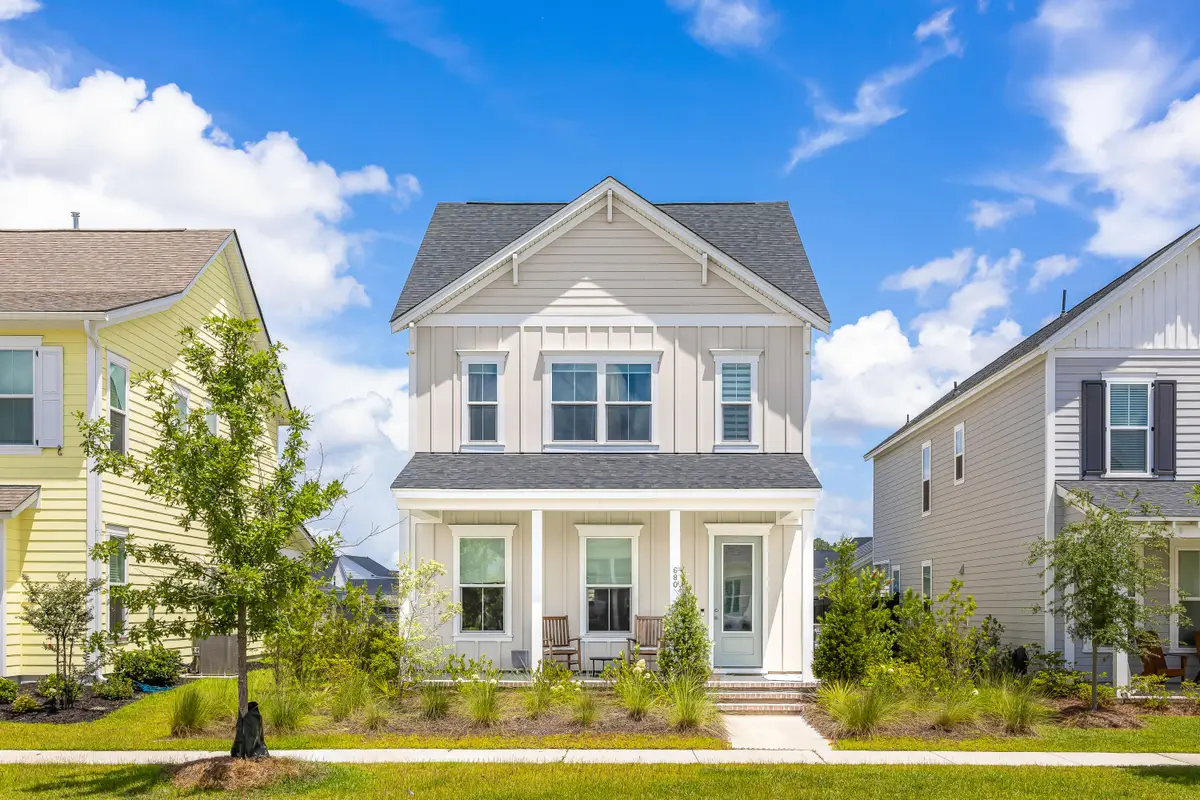 680 Blueway Avenue, Summerville, SC 29486 - Image #1