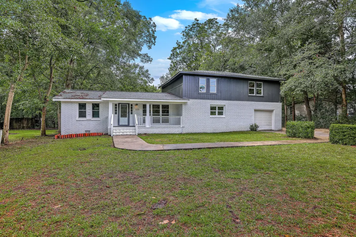 223 N Metts Street, Saint George, SC 29477 - Image #1