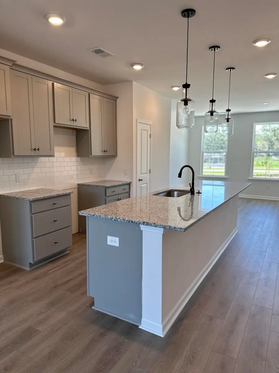 4633 Forest Hills Drive #104, North Charleston, SC 29418 - Image #3