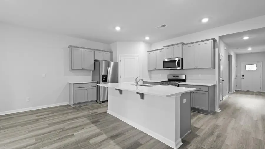 1063 Birdie Court, Manning, SC 29102 - Image #2