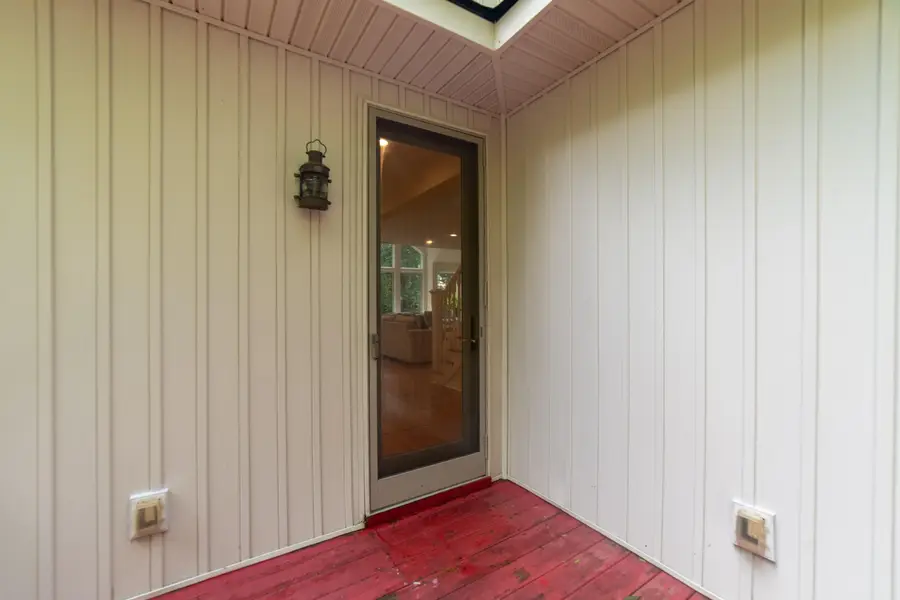 5654 Middle Creek Road, Ravenel, SC 29470 - Image #3