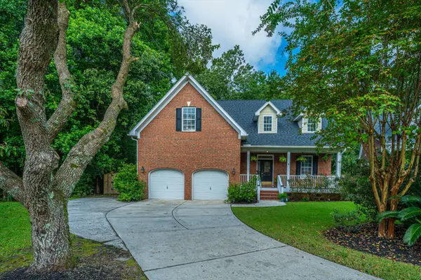 8631 Woodland Walk, North Charleston, SC 29420