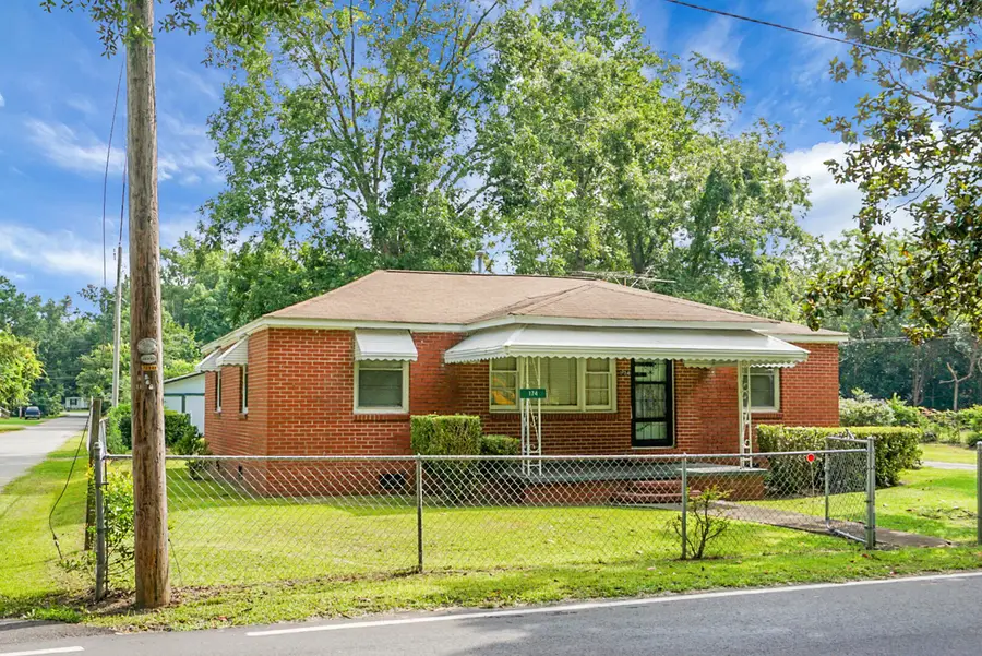 174 Roosevelt Drive, Saint Stephen, SC 29479 - Image #3