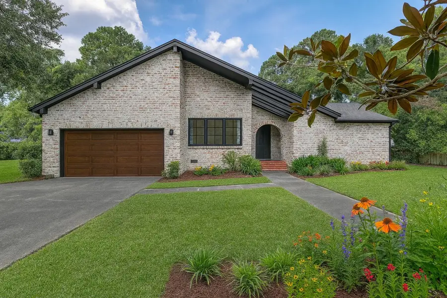 481 Lillie And Rebecca Lane, Mount Pleasant, SC 29464 - Image #2