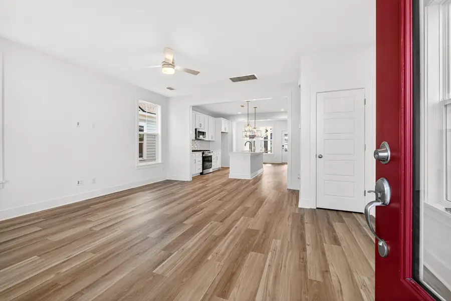 747 Blueway Avenue, Summerville, SC 29486 - Image #3