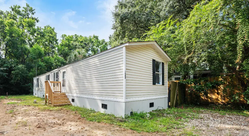 1084 Wilhite Drive, Ladson, SC 29456 - Image #1