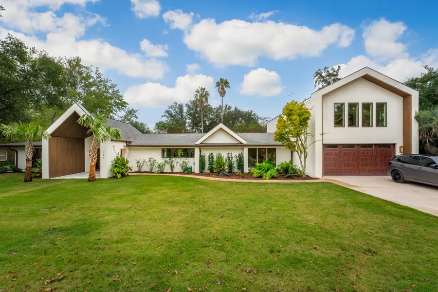 924 White Point Boulevard, Charleston, SC 29412 - Image #2