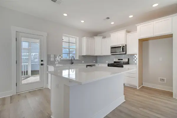 517 Ivy Green Lane, Summerville, SC 29486