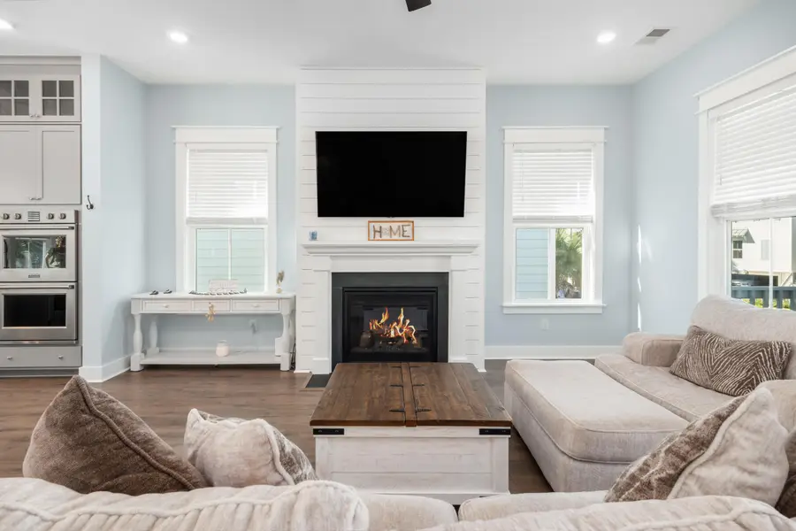 855 Forrest Drive, Charleston, SC 29492 - Image #2