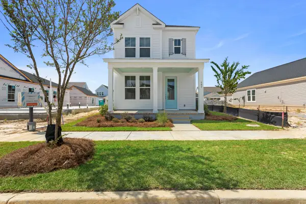 783 Blueway Avenue, Summerville, SC 29486