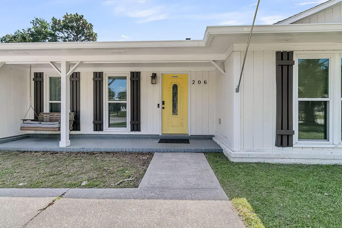 206 Buckskin Drive, Summerville, SC 29486 - Image #1