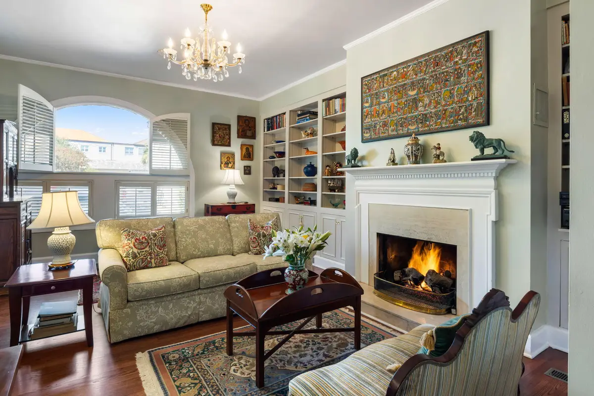 15 N Adgers Wharf, Charleston, SC 29401 - Image #1