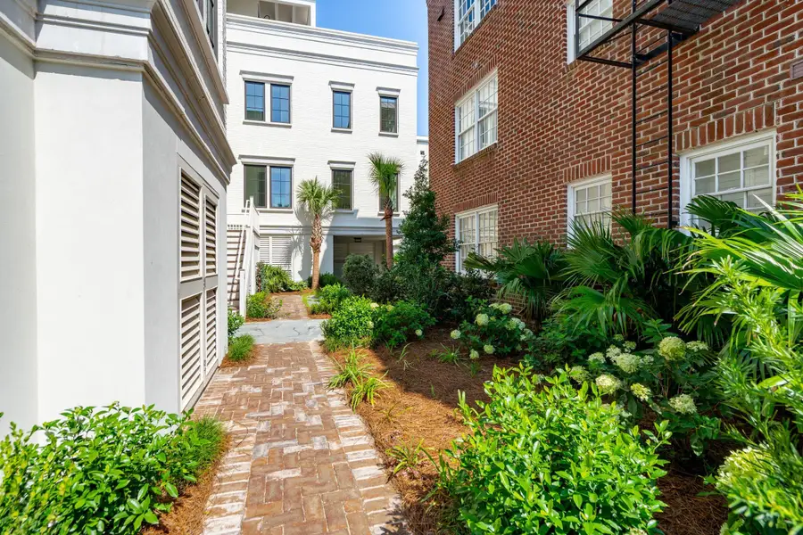 4 Prioleau Street, Charleston, SC 29401 - Image #3