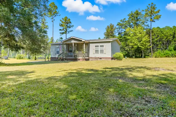2290 Bethera Road, Bonneau, SC 29431