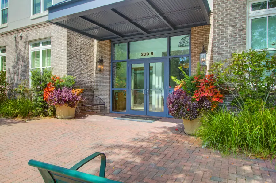 200 River Landing Drive #B205, Charleston, SC 29492 - Image #2