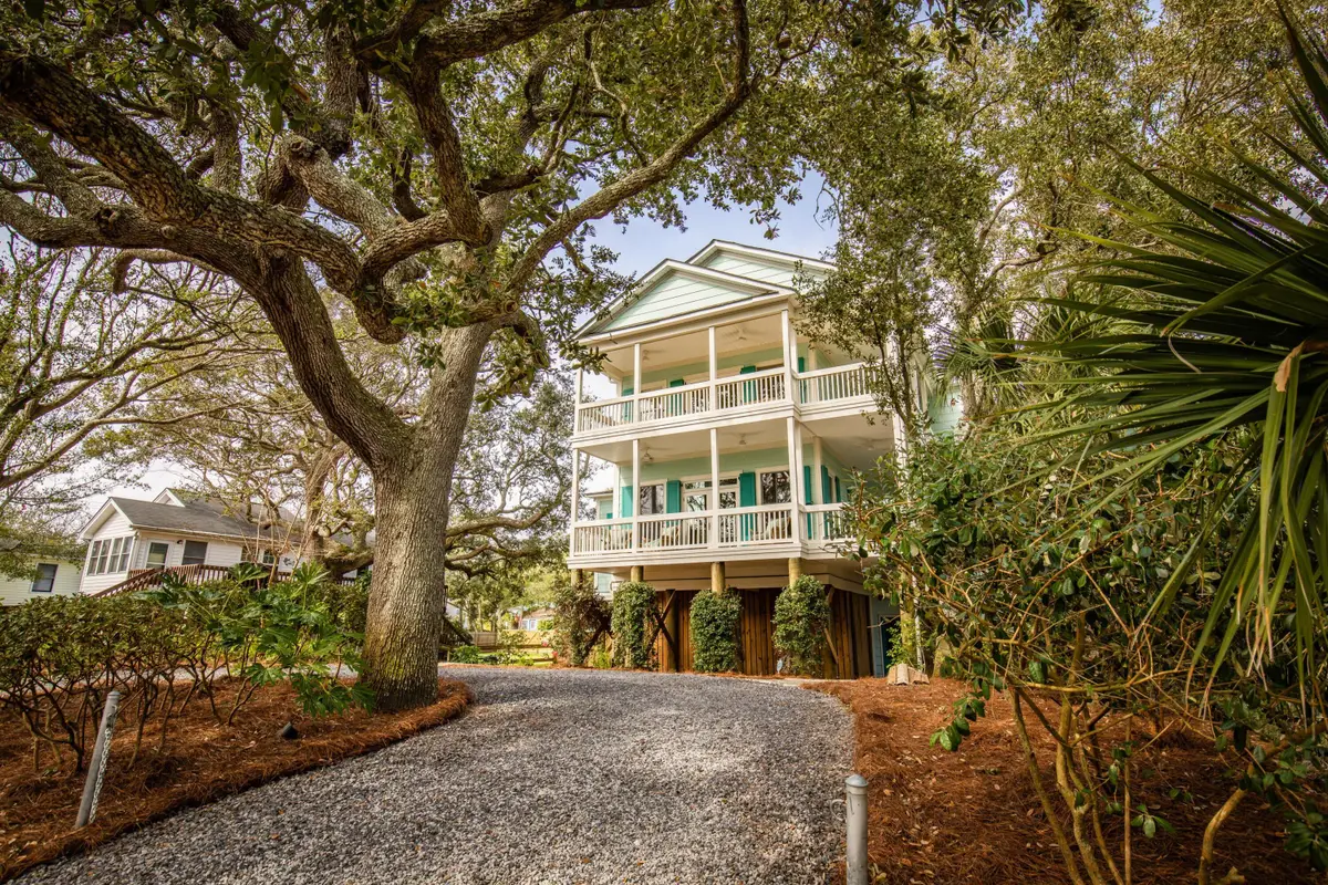 406 E Ashley Avenue, Folly Beach, SC 29439 - Image #1