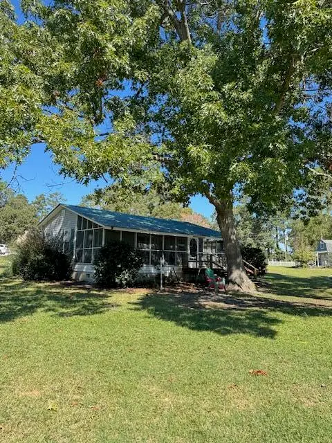 1051 Hobbs Drive, Summerton, SC 29148 - Image #1