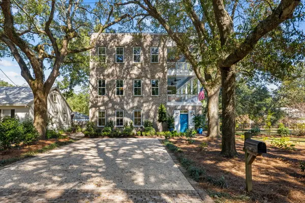 2112 Parkway Drive, Charleston, SC 29412
