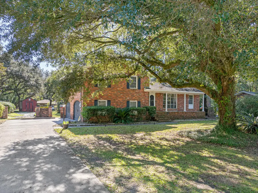 110 Harter Drive, Summerville, SC 29485 - Image #2