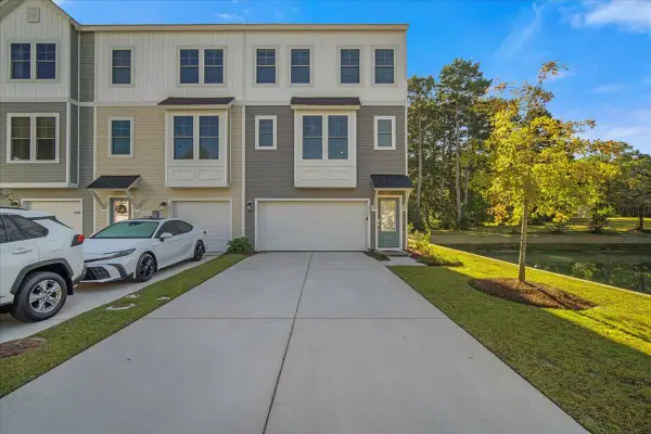 1023 Pettiford Place, Hanahan, SC 29410