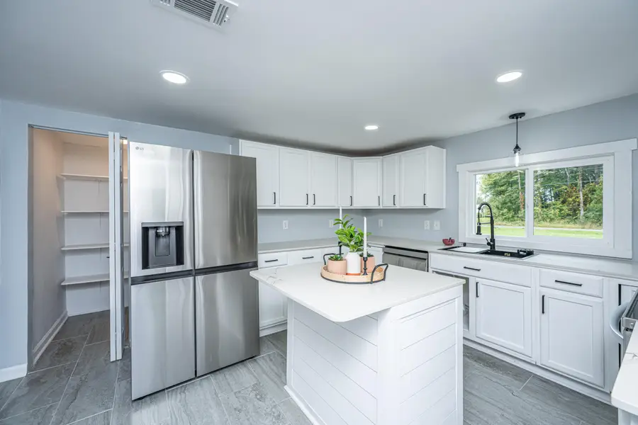 4649 N Highway 52, Saint Stephen, SC 29479 - Image #2