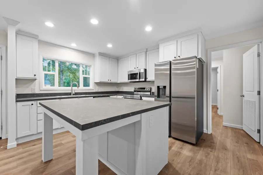 192 Dean Drive, Summerville, SC 29483 - Image #2