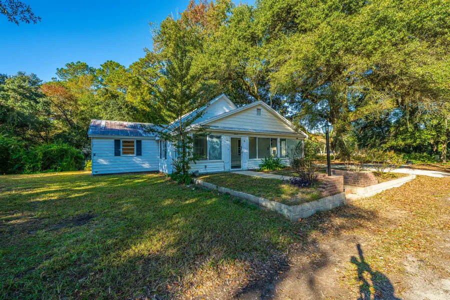 1063 S Pinckney Street, McClellanville, SC 29458 - #2