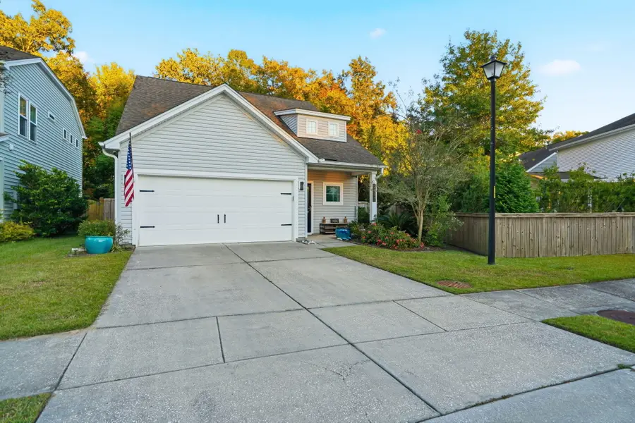 1547 Camarillo Court, Mount Pleasant, SC 29429 - Image #3